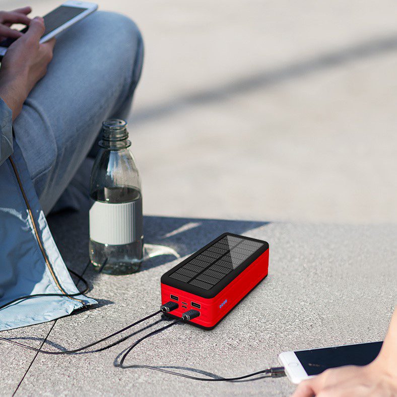 Batterie solaire portable multifonction 50000mAh